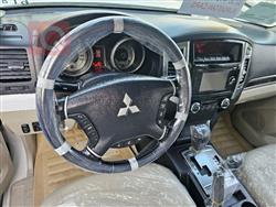 ميتسوبيشي باجيرو